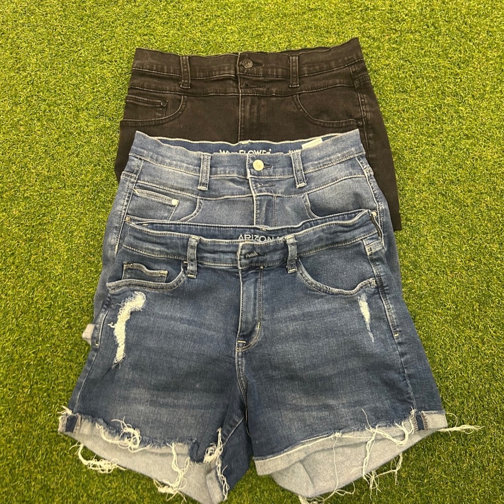 Arizona WallFlower Denim Shorts Bundle 3pk Distressed Blue Black Size 9 Mid Rise